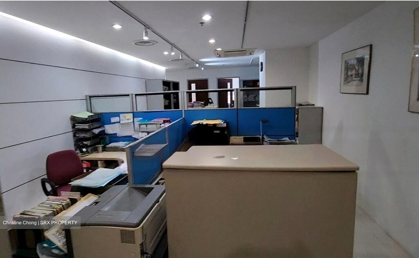International Plaza (D2), Office #567430961